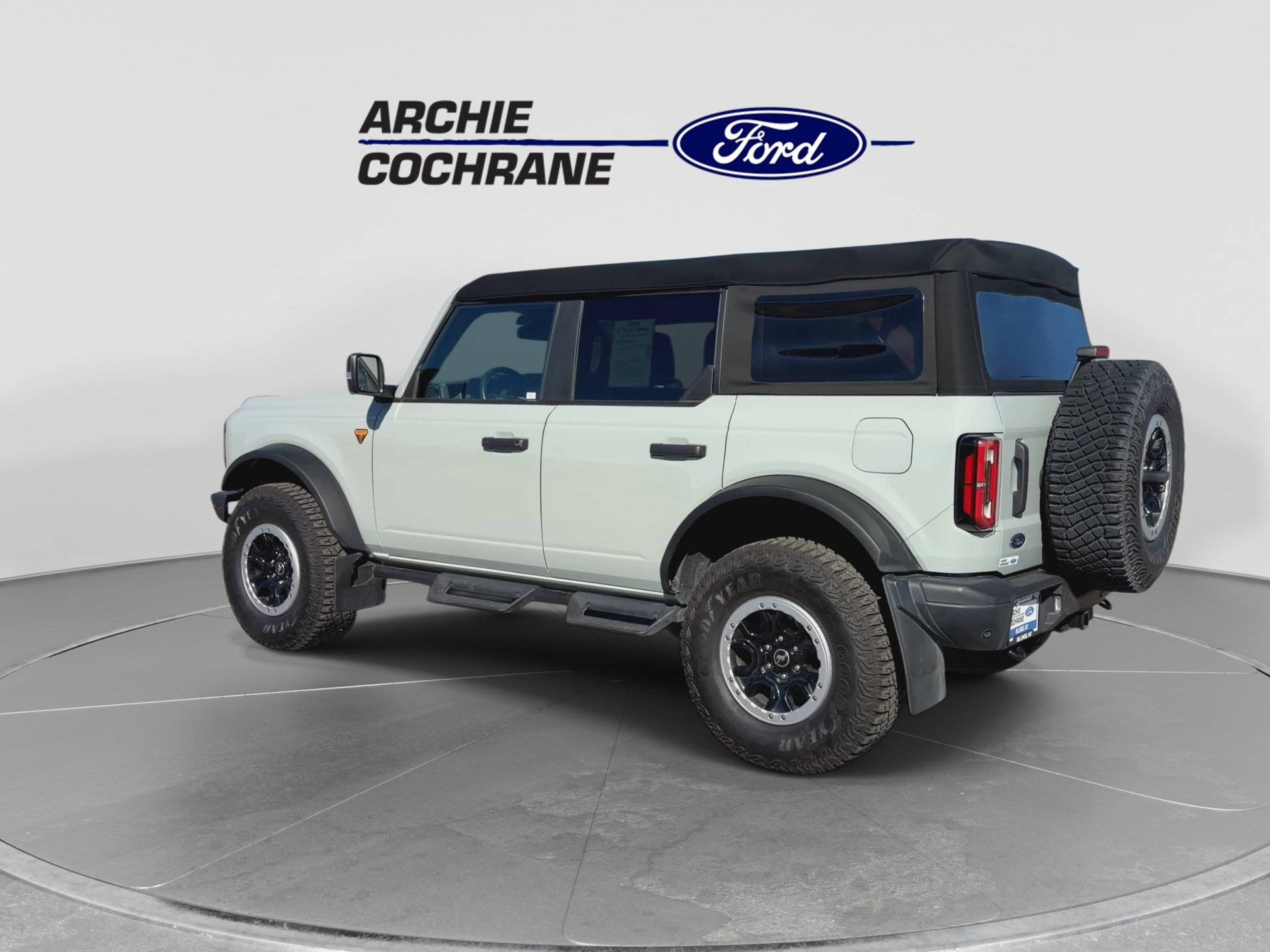 Certified 2024 Ford Bronco Badlands AWD/4WD image 6