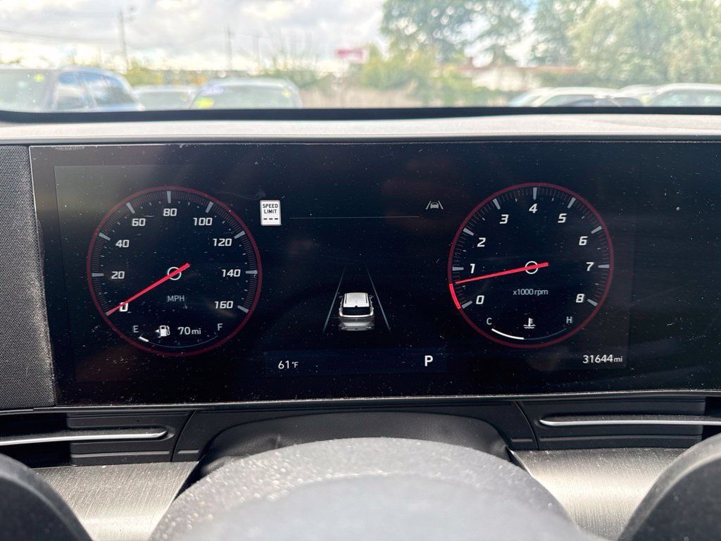 Used 2024 Hyundai Kona SEL w/ Convenience Package AWD/4WD image 12
