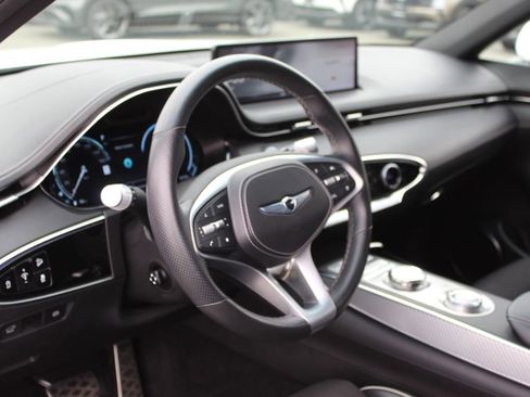 Used 2023 Genesis GV70 2.5T w/ Sport Prestige Package AWD/4WD image 13