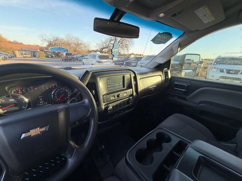 Used 2018 Chevrolet Silverado 2500 W/T w/ WT Convenience Package image 13