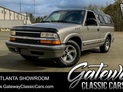 Used 2002 Chevrolet S10 Pickup LS w/ LS Preferred Equipment Group