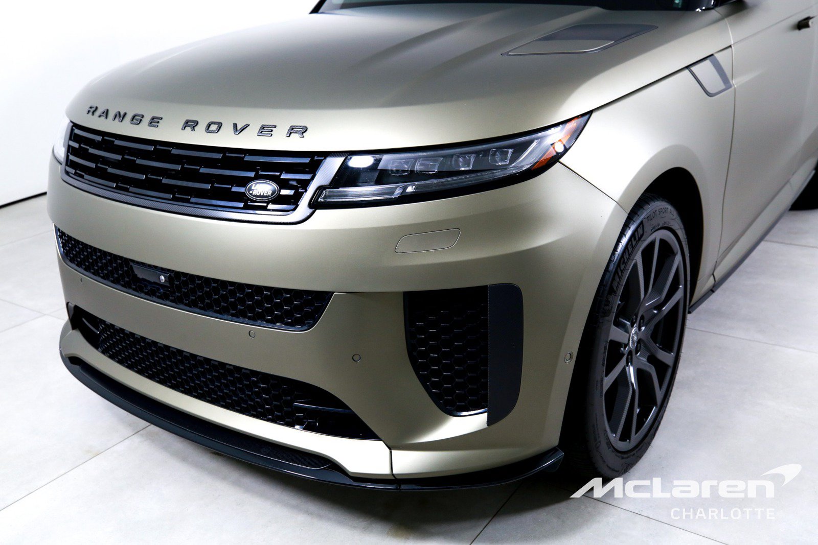 Used 2024 Land Rover Range Rover Sport SV Edition One Carbon Bronze AWD/4WD image 38