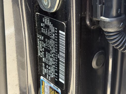 Certified 2025 Kia Telluride S FWD image 38