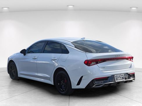Used 2022 Kia K5 LXS FWD image 4