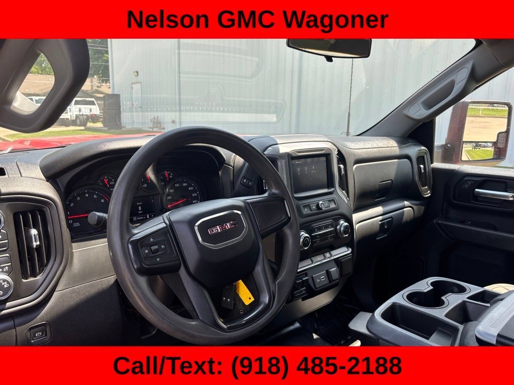 Used 2021 GMC Sierra 3500 4x4 Regular Cab w/ Convenience Package image 17
