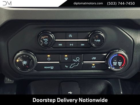 Used 2022 Ford Bronco 4-Door AWD/4WD image 37