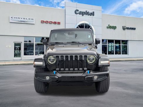 Used 2021 Jeep Wrangler Unlimited Sahara AWD/4WD image 10