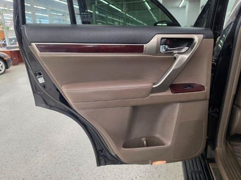 Used 2016 Lexus GX 460 w/ Premium Package AWD/4WD image 36