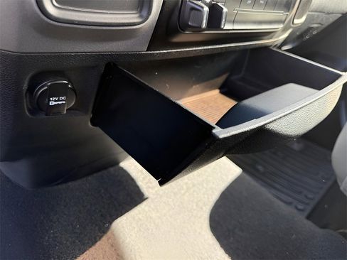 Used 2014 RAM 1500 Express image 20