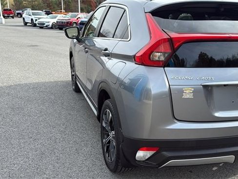 Used 2020 Mitsubishi Eclipse Cross SE image 9