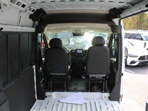 Used 2023 RAM ProMaster 2500 image 13