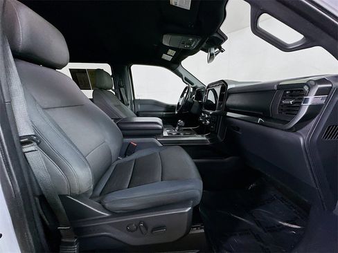 Used 2022 Ford F150 XLT w/ Equipment Group 302A High image 12