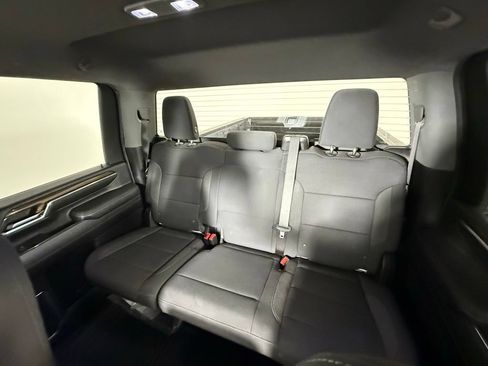 Used 2024 Chevrolet Silverado 2500 LT AWD/4WD image 34
