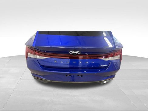 Used 2023 Hyundai Elantra Limited w/ Cargo Package FWD image 19
