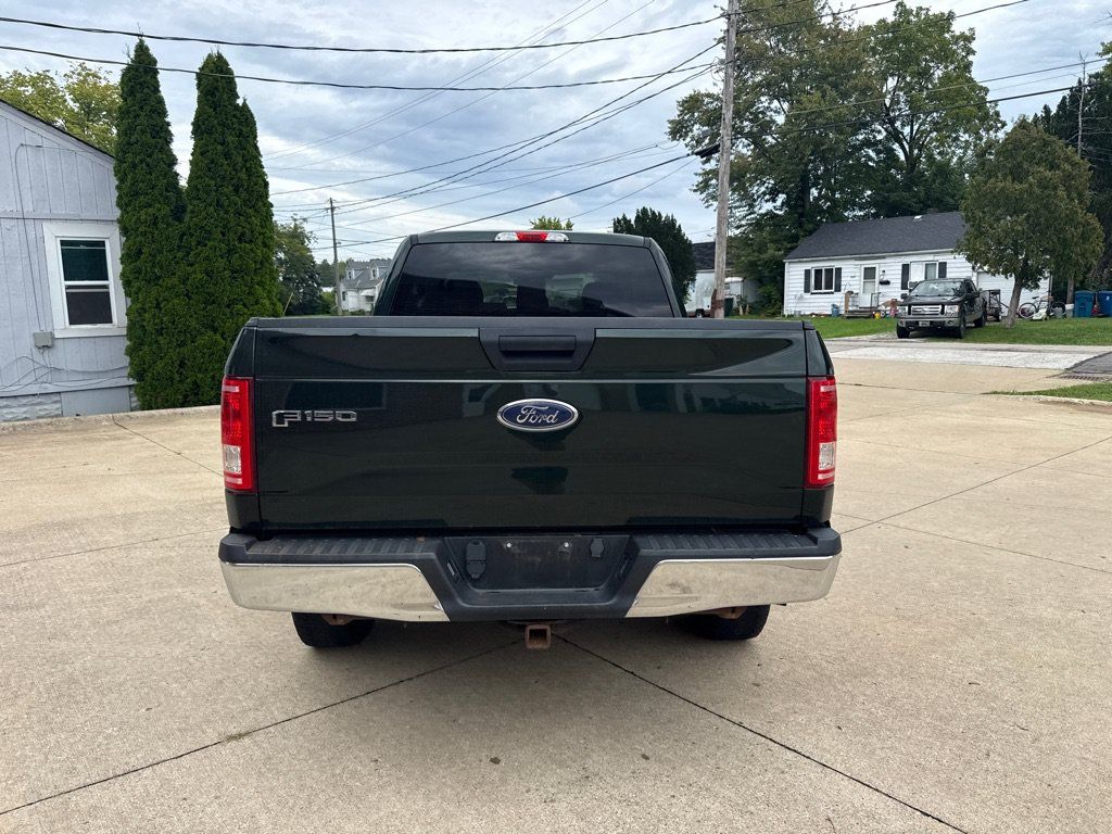 Used 2017 Ford F150 XLT AWD/4WD image 7