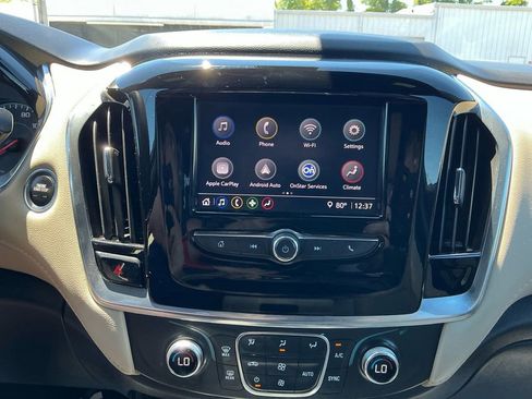 Used 2023 Chevrolet Traverse LS FWD image 26