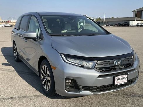 Used 2026 Honda Odyssey EX-L image 12