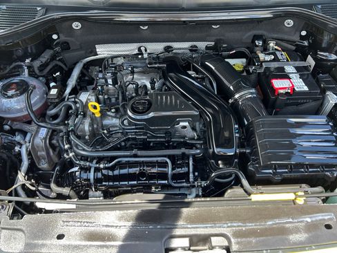 Used 2023 Volkswagen Taos SE FWD image 26
