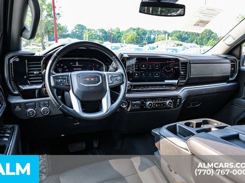 Used 2025 GMC Sierra 1500 SLT RWD image 27
