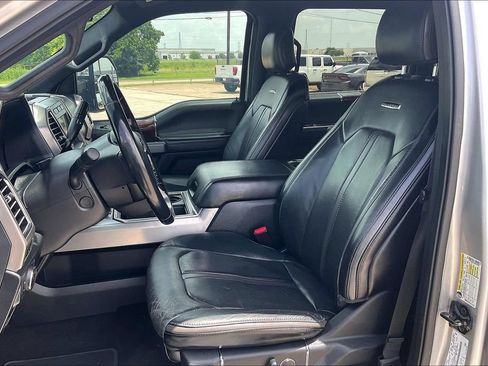 Used 2017 Ford F250 Platinum w/ FX4 Off-Road Package AWD/4WD image 18
