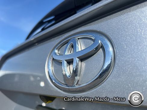 Used 2024 Toyota RAV4 LE image 8