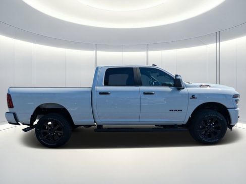 New 2026 RAM 2500 Big Horn AWD/4WD image 3