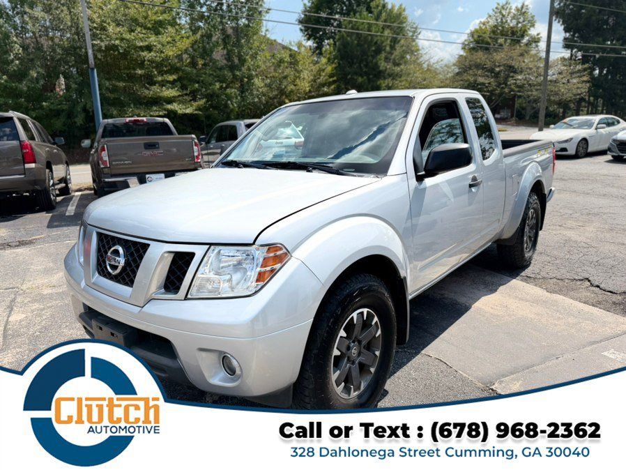 Used 2018 Nissan Frontier Desert Runner RWD image 2