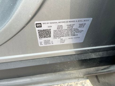 Used 2025 Chevrolet Equinox LT FWD image 9