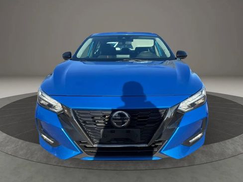 Used 2020 Nissan Sentra SR FWD image 2