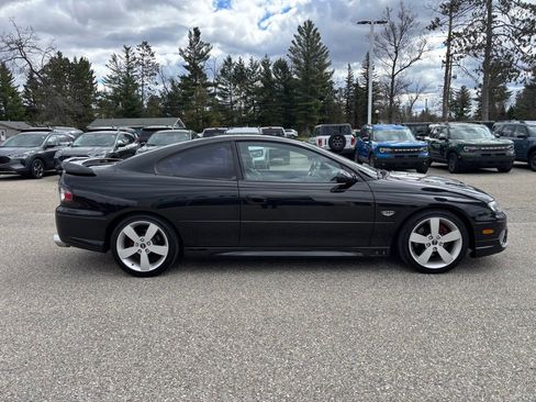 Used 2006 Pontiac GTO RWD image 2