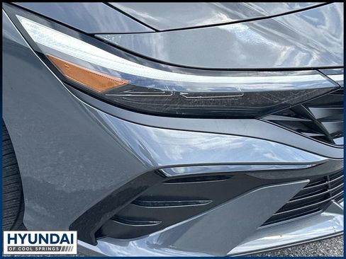 New 2026 Hyundai Elantra Limited FWD image 10
