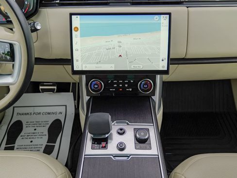 Used 2023 Land Rover Range Rover Long Wheelbase Autobiography AWD/4WD image 56