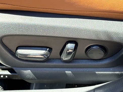 Used 2020 Lexus UX 200 w/ Accessory Package 2 image 16