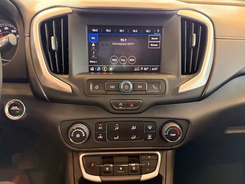Used 2023 GMC Terrain SLE FWD image 14
