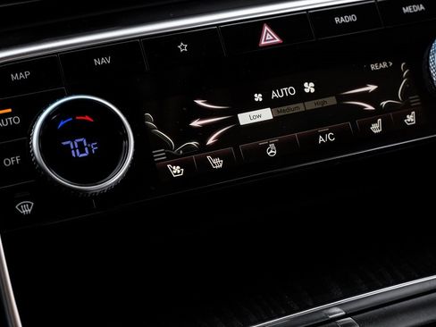 Used 2021 Genesis GV80 3.5T Advanced + w/ Prestige Package 07 image 32