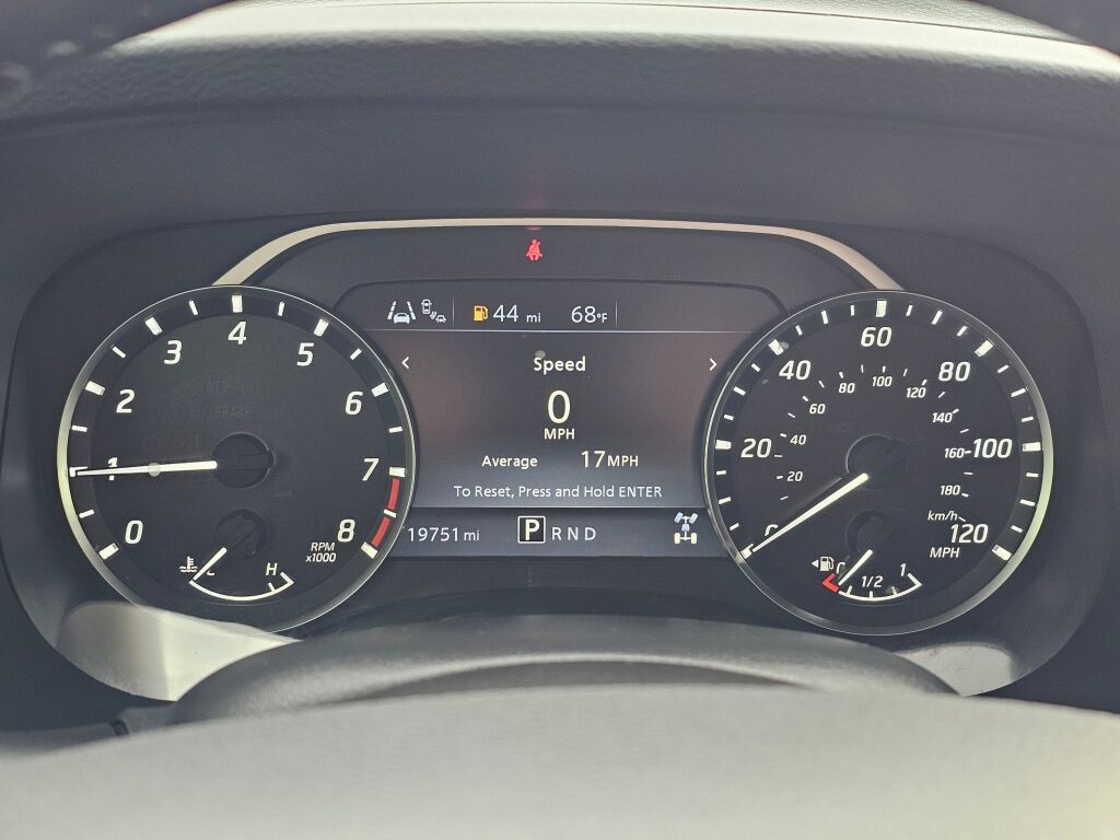 Used 2022 Nissan Frontier SV AWD/4WD image 12