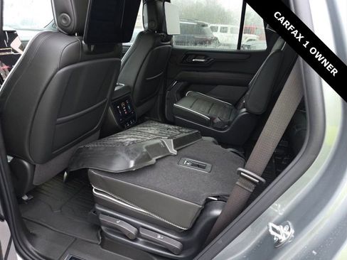 Used 2026 GMC Yukon AT4 Ultimate w/ LPO, Floor Liner Package image 8
