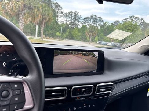 New 2026 Nissan Sentra SV w/ Floor Mat Package FWD image 17