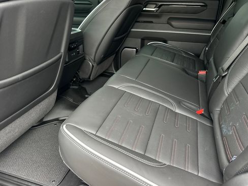 Used 2026 GMC Sierra 2500 AT4X image 12