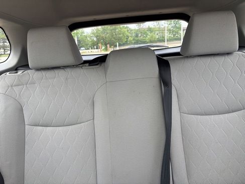 Used 2022 Toyota Corolla Cross LE FWD image 18
