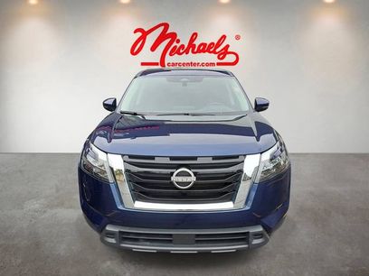 Used 2025 Nissan Pathfinder SV