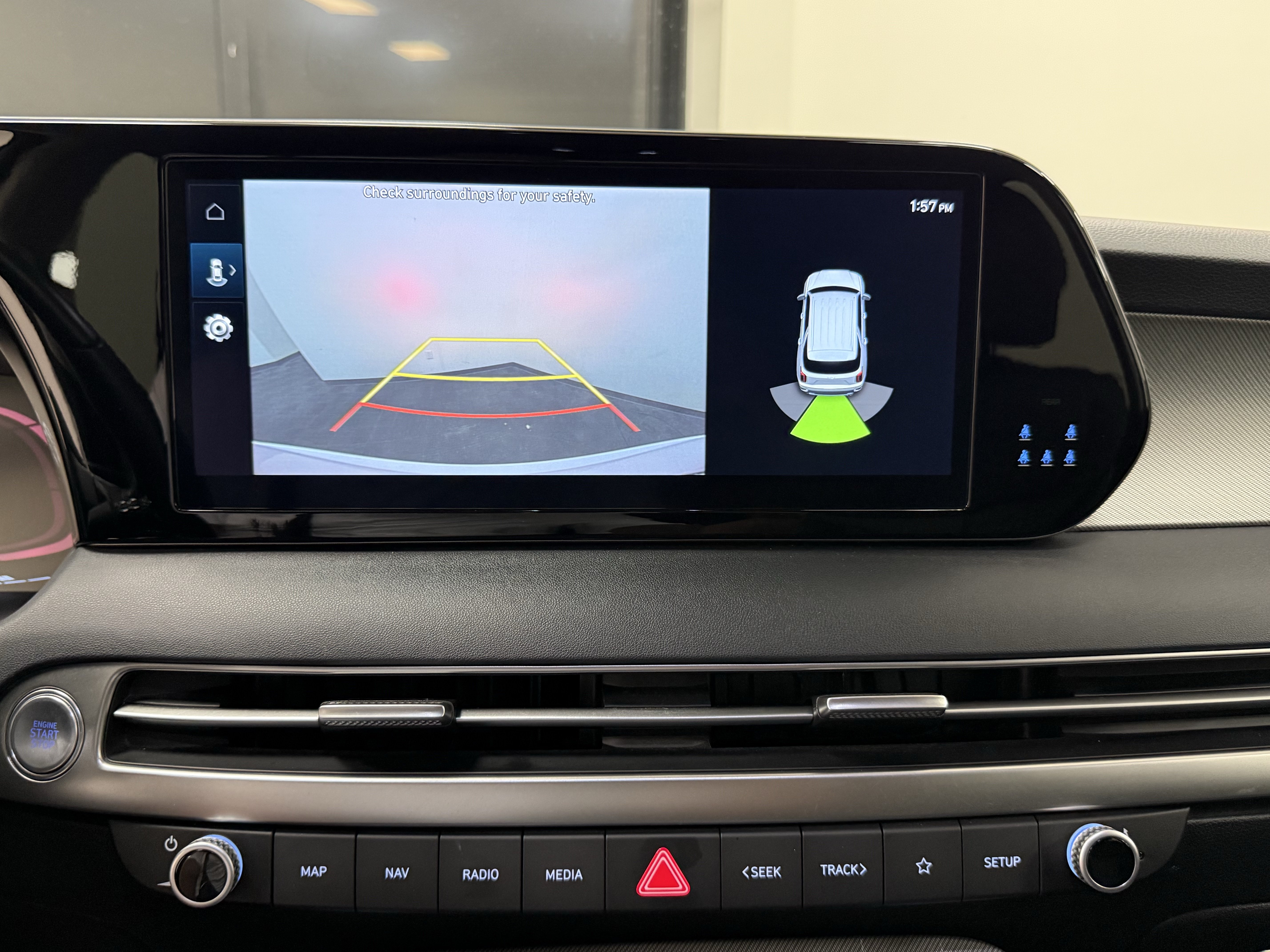 Used 2025 Hyundai Palisade SEL FWD image 23