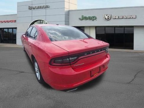 Used 2022 Dodge Charger SXT RWD image 4