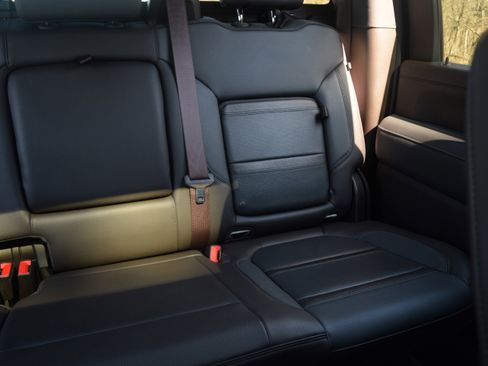 Used 2020 GMC Sierra 3500 Denali w/ Denali Ultimate Package image 16