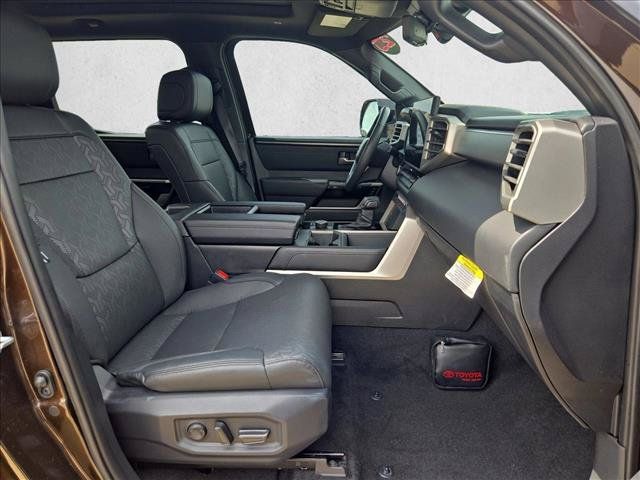 Used 2025 Toyota Tundra Limited w/ TRD Off-Road Package AWD/4WD image 20