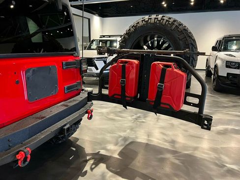 Used 2014 Jeep Wrangler Unlimited Rubicon w/ Max Tow Package image 28