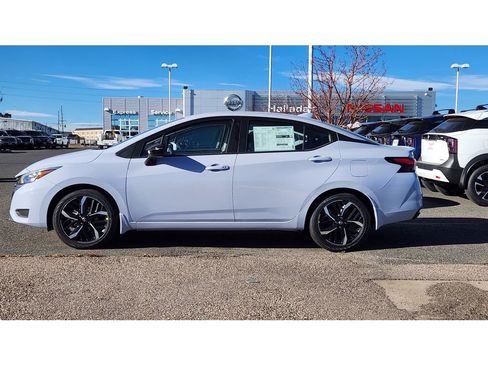 New 2025 Nissan Versa SR w/ Trunk Package image 2