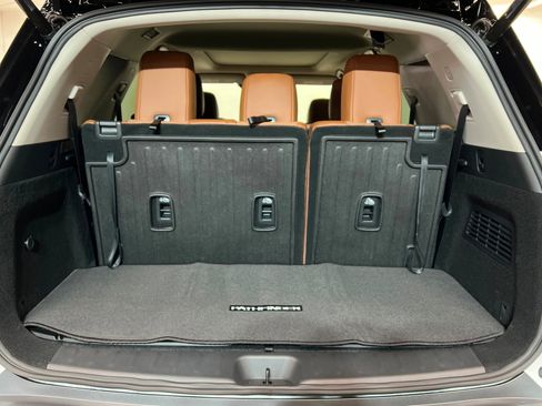 New 2026 Nissan Pathfinder Platinum image 23
