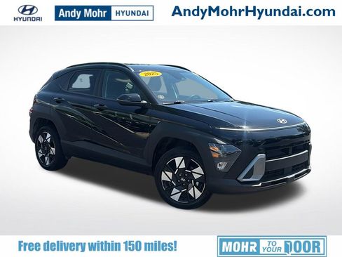 Used 2025 Hyundai Kona SEL AWD/4WD image 1