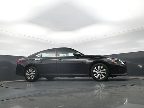 Used 2023 Nissan Altima 2.5 S FWD image 28